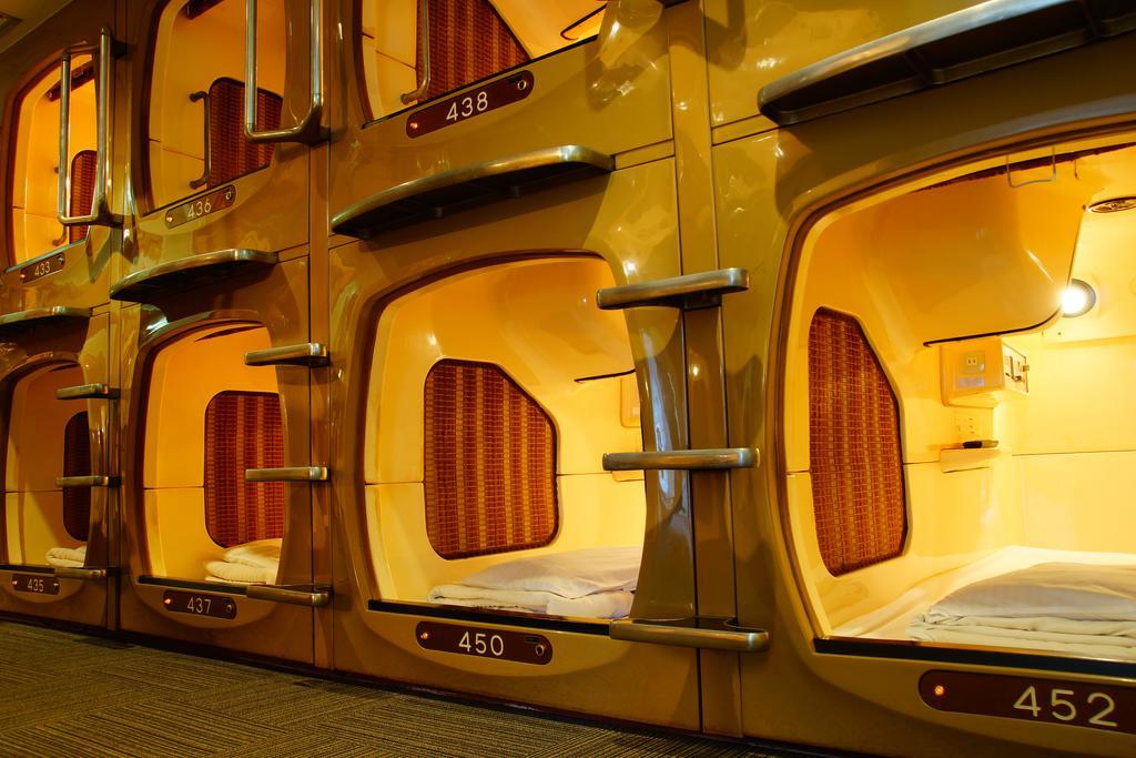 Capsule Inn Kinshicho Tokyo Esterno foto